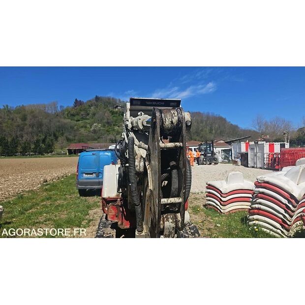 2012 TAKEUCHI TB128FR-46786935