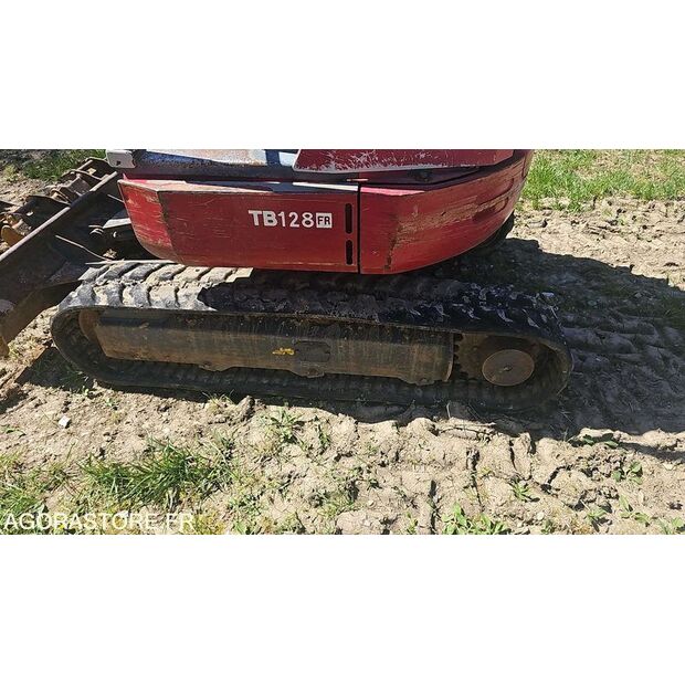 2012 TAKEUCHI TB128FR-46786940