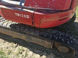 2012-takeuchi-tb128fr-1446176-46786942
