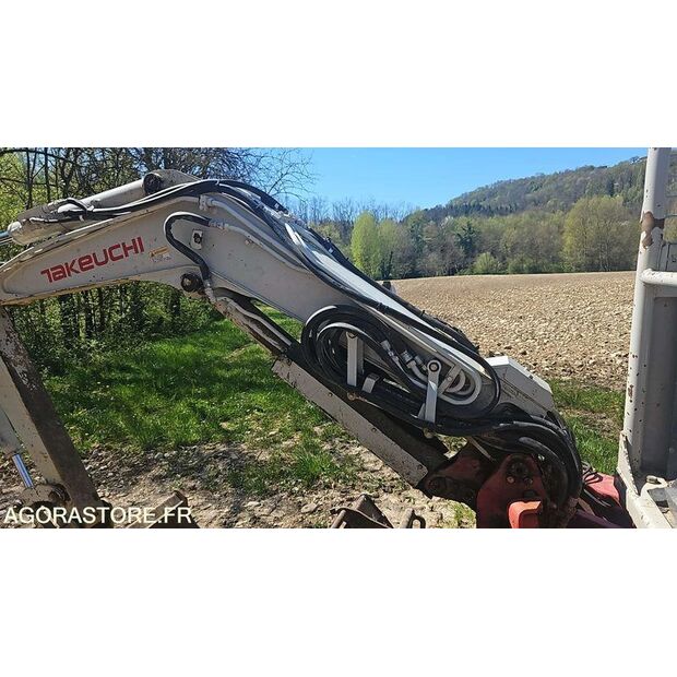 2012 TAKEUCHI TB128FR-46786954