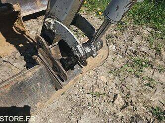 2012-takeuchi-tb128fr-1446176-46786956