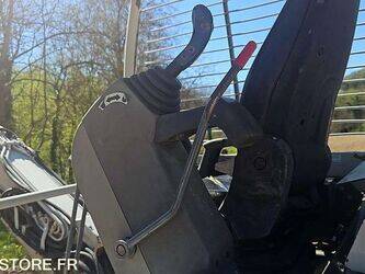 2012-takeuchi-tb128fr-1446176-46786958