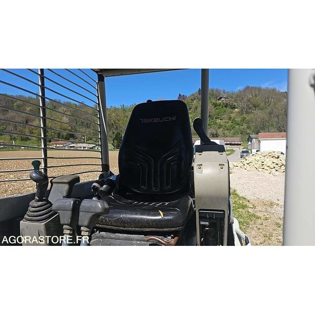 2012 TAKEUCHI TB128FR-46786961