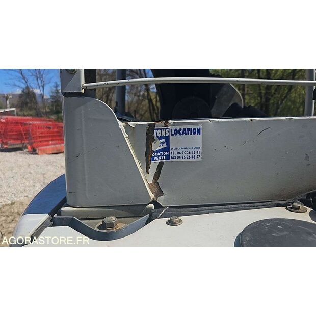 2012 TAKEUCHI TB128FR-46786962