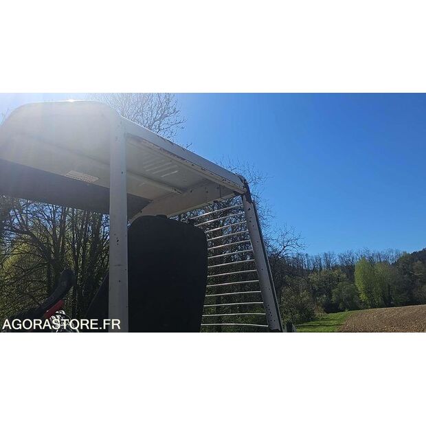 2012 TAKEUCHI TB128FR-46786963