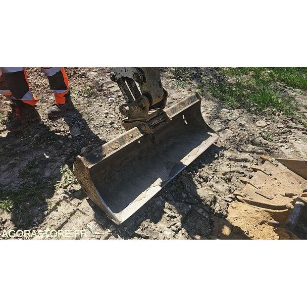 2012 TAKEUCHI TB128FR-46786968