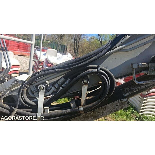 2012 TAKEUCHI TB128FR-46786969