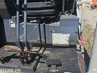 2012-takeuchi-tb128fr-1446176-46786975