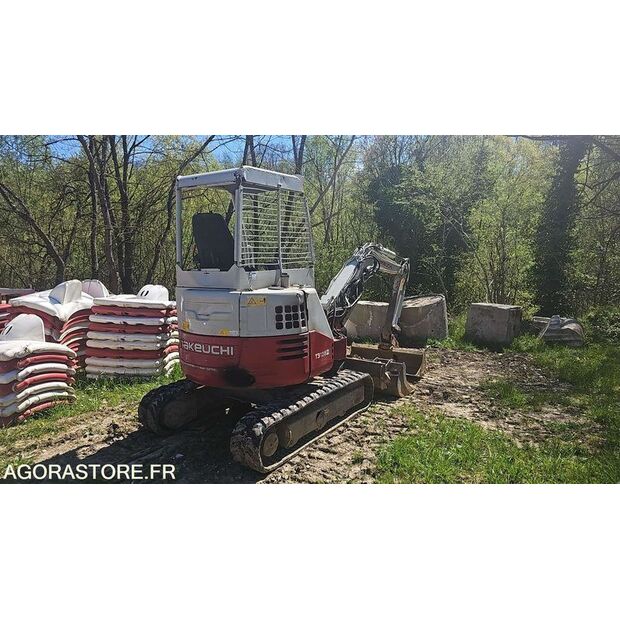 2012 TAKEUCHI TB128FR-46786976