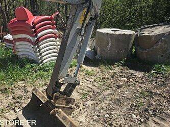 2012-takeuchi-tb128fr-1446176-46786977