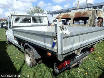 2012-ford-transit-1446183-46787029