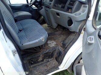 2012-ford-transit-1446183-46787030