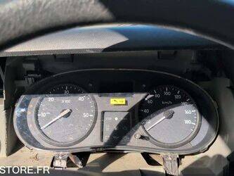 2006-renault-master-1446189-46787125