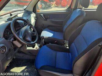 2005-peugeot-partner-1446198-46787224
