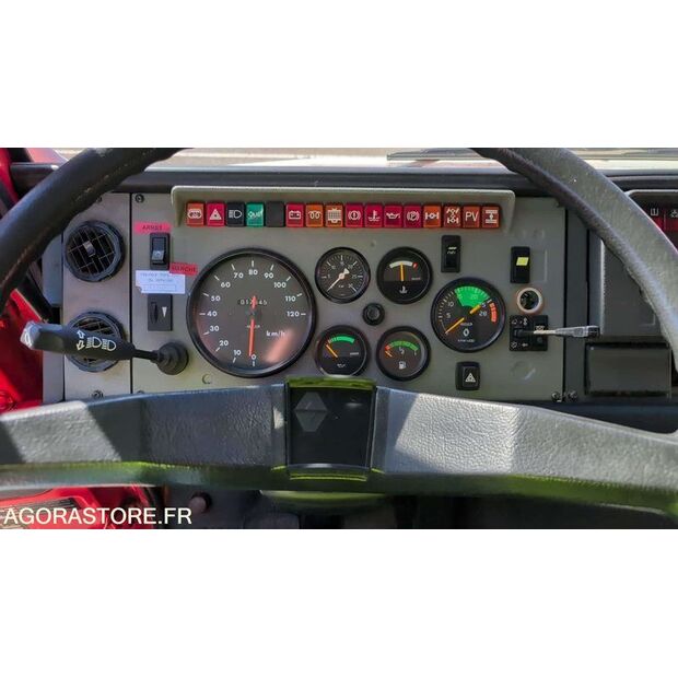 1995 رينو M180-46787238