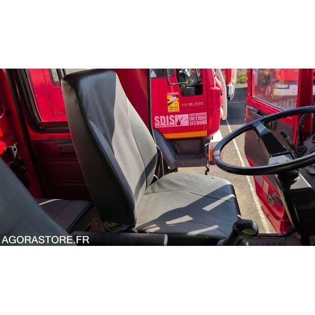 1995 رينو M180-46787239