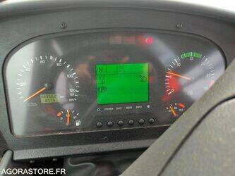 2009-mercedes-benz-intouro-1446204-46787294