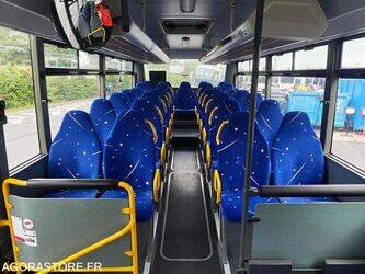 2009-mercedes-benz-intouro-1446204-46787296