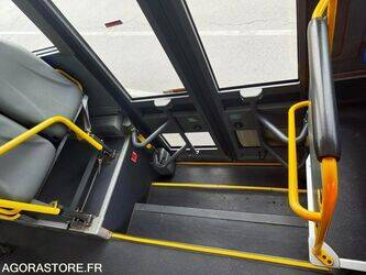 2009-mercedes-benz-intouro-1446204-46787300