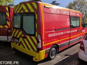 2015-renault-master-1446205-46787305