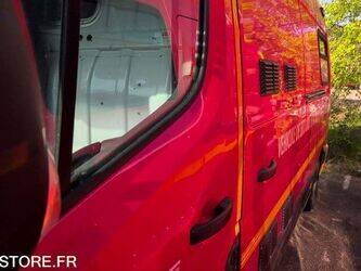 2015-renault-master-1446205-46787308