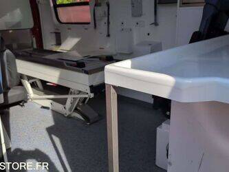 2015-renault-master-1446205-46787310