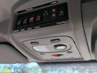 2015-renault-master-1446205-46787317