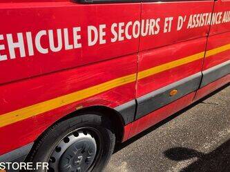 2015-renault-master-1446205-46787327