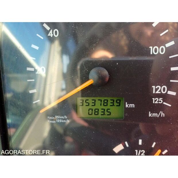 2010 Mercedes-Benz INTOURO-46787344