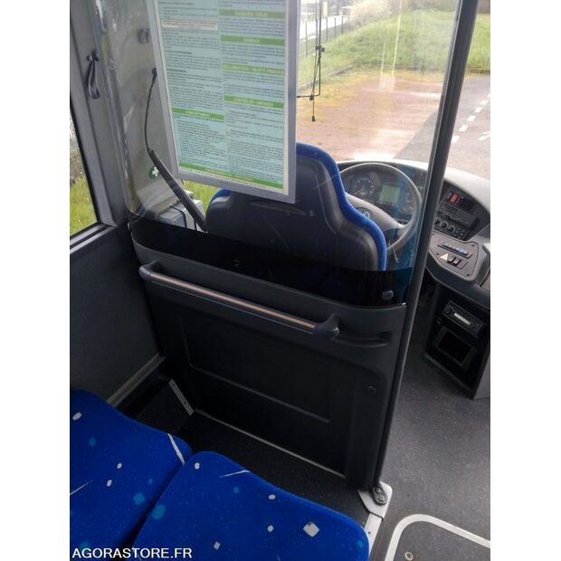 Mercedes-Benz INTOURO-46787371