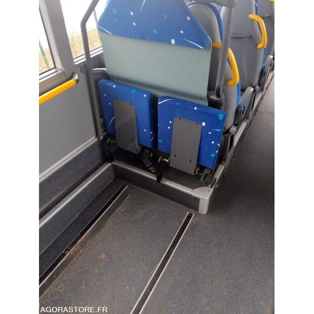 Mercedes-Benz INTOURO-46787376