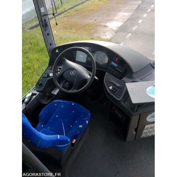 Mercedes-Benz INTOURO-46787382