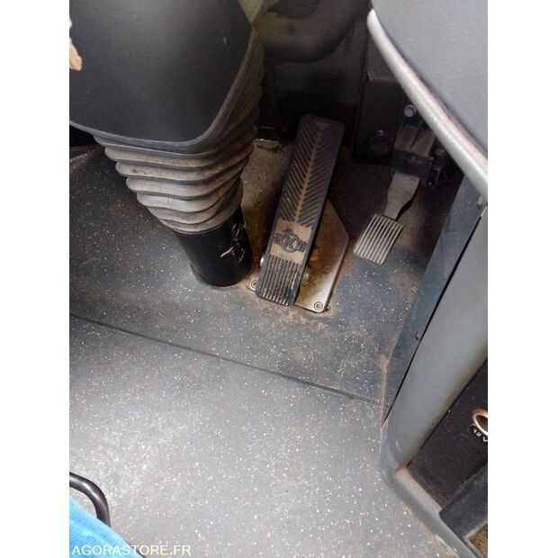 Mercedes-Benz INTOURO-46787391