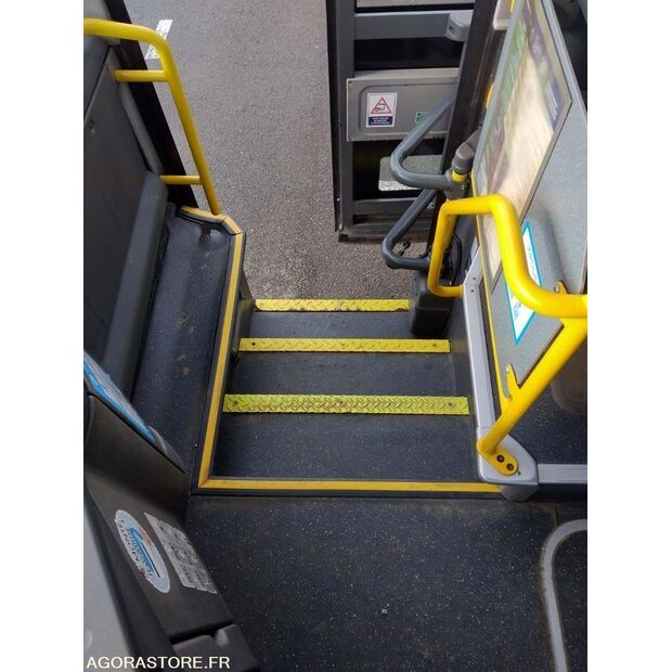 Mercedes-Benz INTOURO-46787392