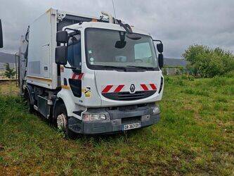 صورة ل شاحنات النفايات 2013 رينو Midlum