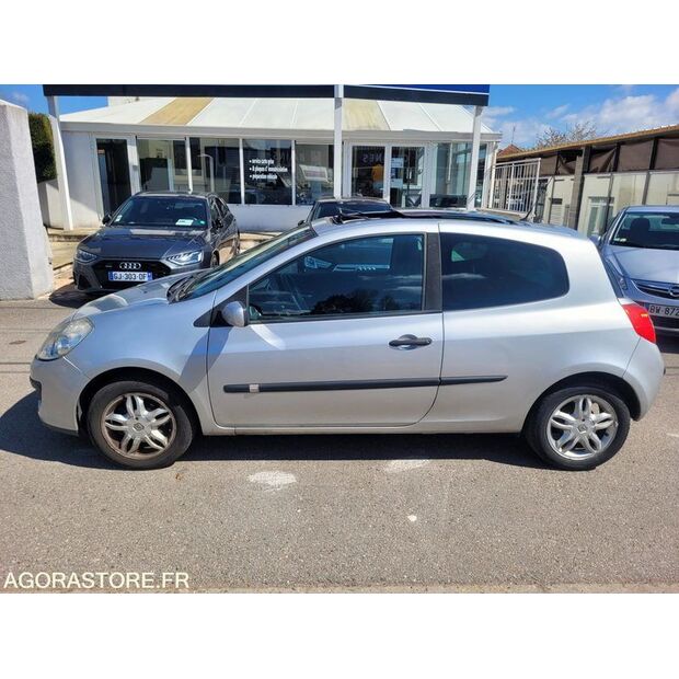 2006 Renault Clio-46787561