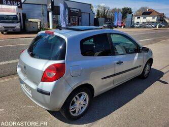 2006-renault-clio-1446219-46787563