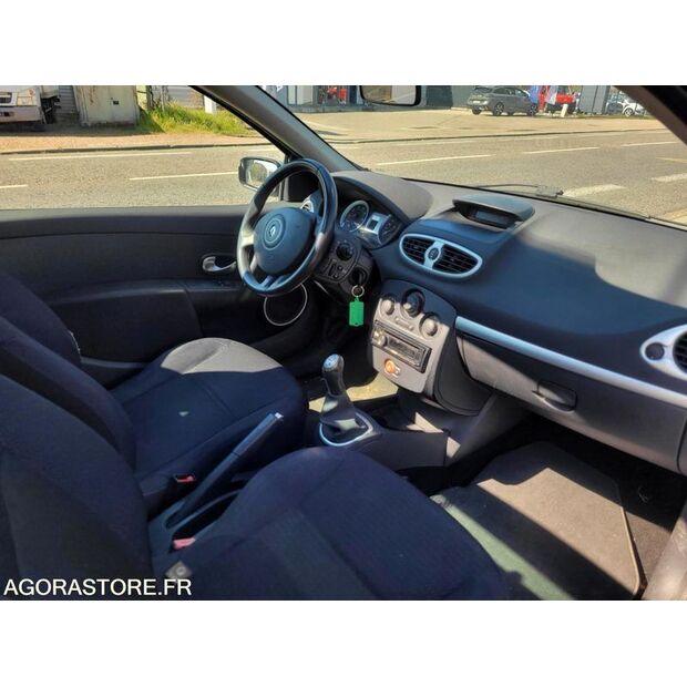 2006 Renault Clio-46787568