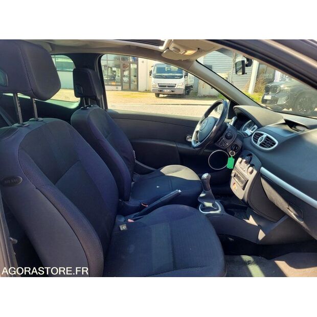 2006 Renault Clio-46787569