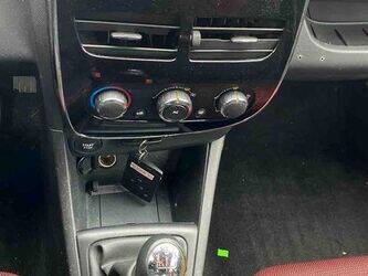 2014-renault-clio-1445433-46787617