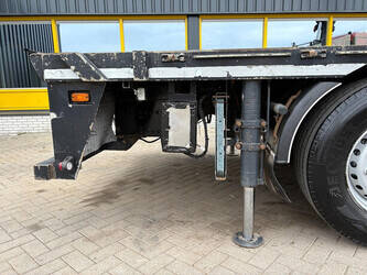 2010-man-tgs-26-440-1446324-46789695