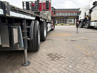 2010-man-tgs-26-440-1446324-46789697