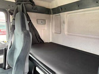 2010-man-tgs-26-440-1446324-46789703