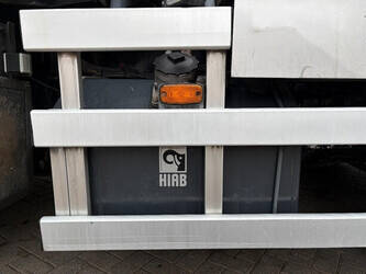 2010-man-tgs-26-440-1446324-46789710