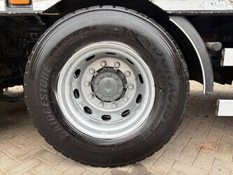 2010-man-tgs-26-440-1446324-46789718