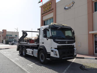 صورة ل لوادر صغيرة 2016 فولفو FM380