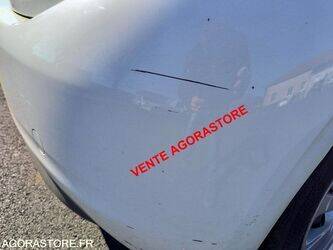 2015-peugeot-208-1446173-46796274