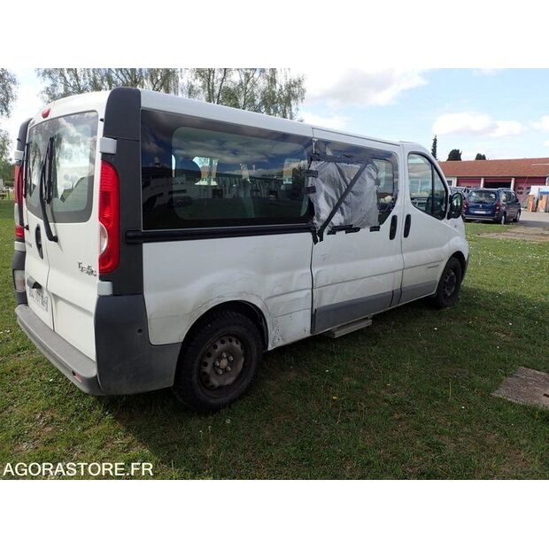 2014 رينو Trafic-46796304