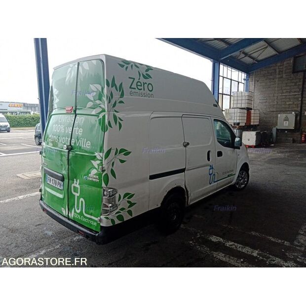 2020 NISSAN NV200-46799716