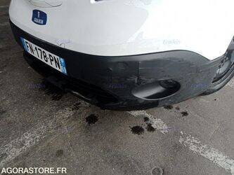 2020-nissan-nv200-46799718